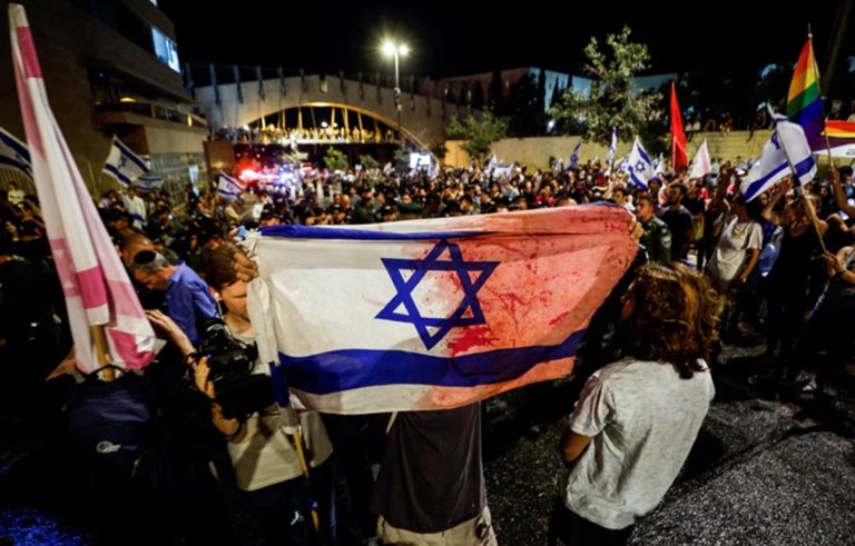 Masivas protestas contra Netanyahu