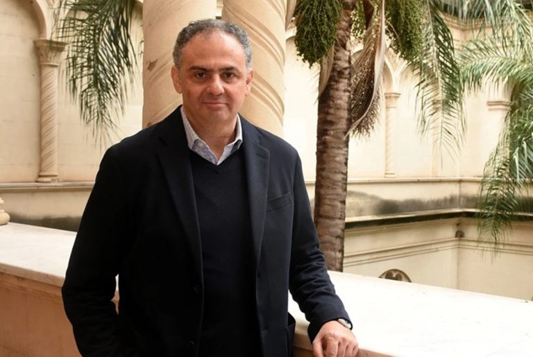 Roberto Saba: “Que una persona sea popular no la coloca por afuera de sus obligaciones legales”